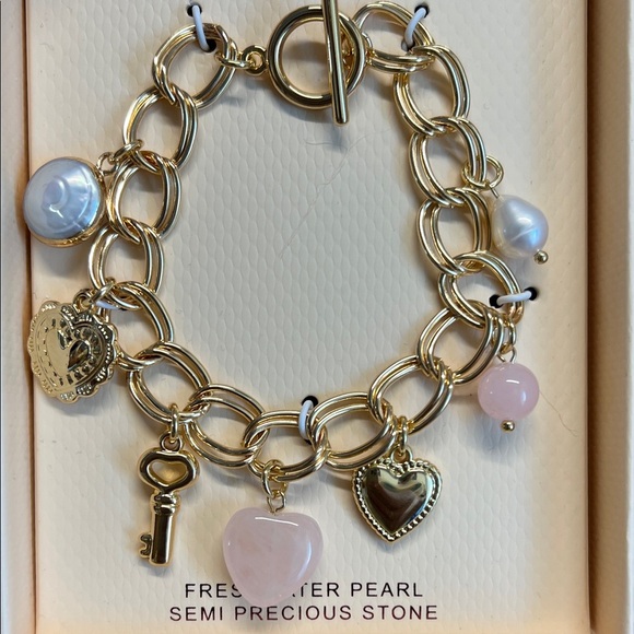 Camila Coelho | Freshwater Pearl Necklace & Bracelet Set - Picture 13 of 13